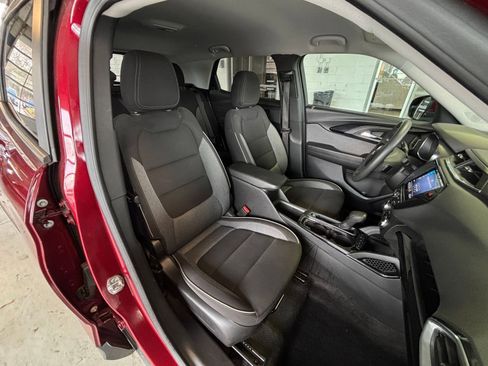 Used 2023 Chevrolet TrailBlazer LT w/ Convenience Package image 36