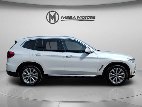Used 2018 BMW X3 xDrive30i w/ Premium Package AWD/4WD image 9