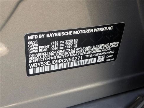 Certified 2023 BMW i7 xDrive60 image 24