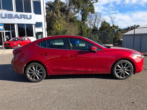 Used 2018 MAZDA MAZDA3 Touring image 2