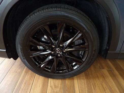 Certified 2024 MAZDA CX-5 Carbon Edition AWD/4WD image 10