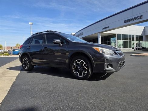 Used 2016 Subaru Crosstrek 2.0i Limited image 2