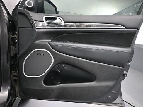 Used 2019 Jeep Grand Cherokee SRT AWD/4WD image 48
