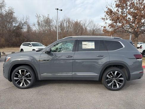 New 2026 Volkswagen Atlas SEL Premium R-Line AWD/4WD image 4