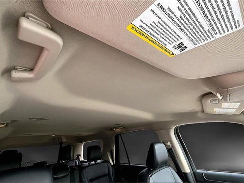 Certified 2024 Ford Expedition XLT image 14