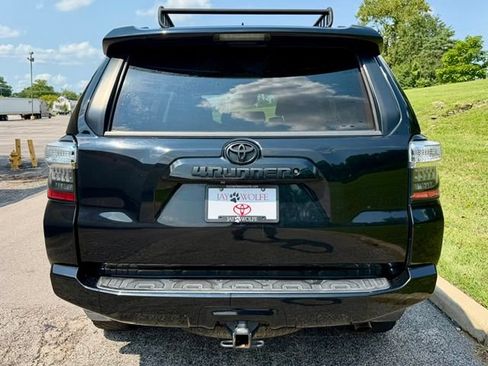 Used 2021 Toyota 4Runner Trail Special Edition AWD/4WD image 6