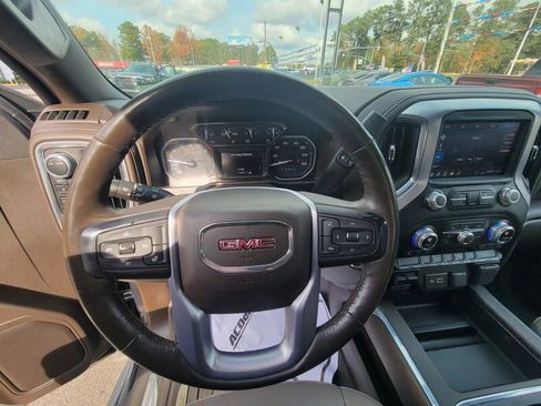 Used 2020 GMC Sierra 1500 SLT w/ SLT Premium Package image 15