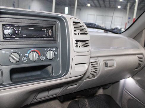 Used 1996 Chevrolet Silverado 1500 2WD Regular Cab image 13