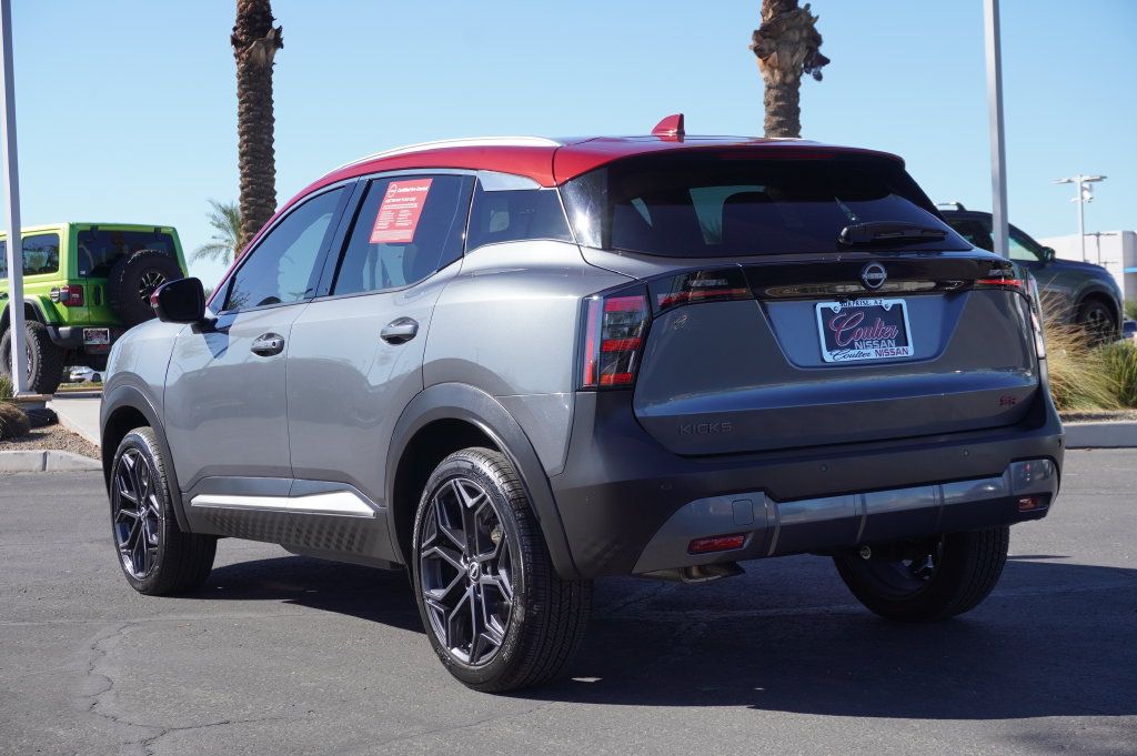 Certified 2025 Nissan Kicks SR FWD image 3