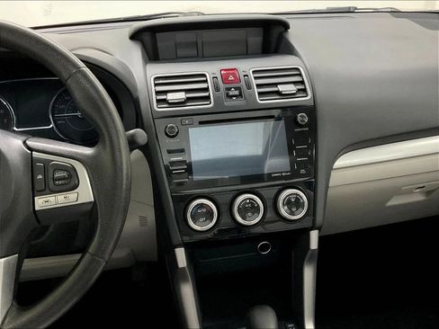 Used 2017 Subaru Forester 2.5i Premium AWD/4WD image 22