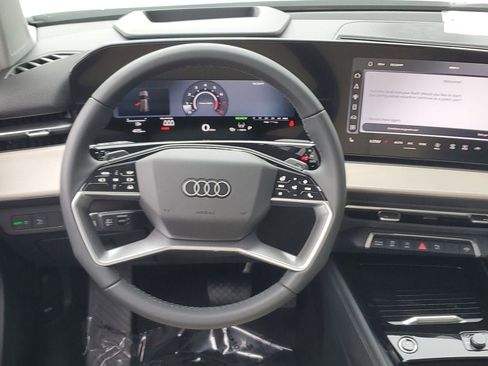 New 2026 Audi Q3 quattro 2.0T AWD/4WD image 3