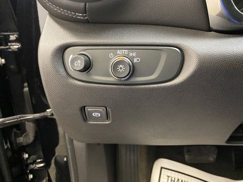 Used 2023 Chevrolet Blazer LT image 24