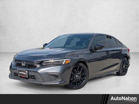 Used 2023 Honda Civic Sport image 1