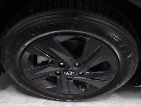 Used 2023 Hyundai Elantra Blue w/ Preferred Accessory Package image 25