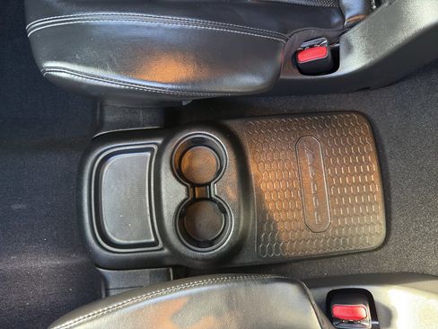 Used 2020 Dodge Durango R/T w/ Technology Group image 35