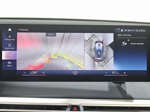 Used 2023 BMW iX xDrive50 w/ Premium Package image 19