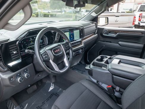 Used 2023 GMC Sierra 1500 Elevation image 15
