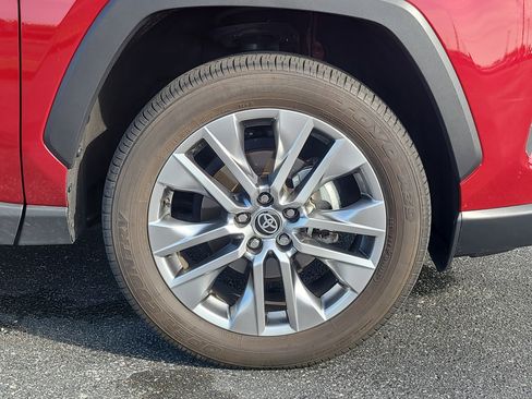 Certified 2023 Toyota RAV4 XLE Premium image 10