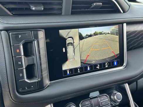 Used 2022 GMC Yukon Denali image 23