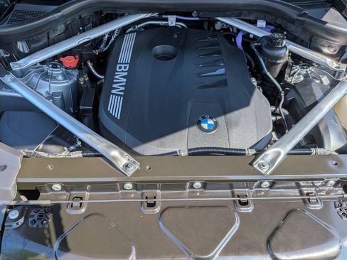 Used 2025 BMW X6 xDrive40i AWD/4WD image 41