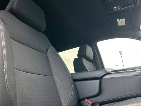 New 2026 Chevrolet Suburban LS w/ LPO, Dark Essentials Package image 18