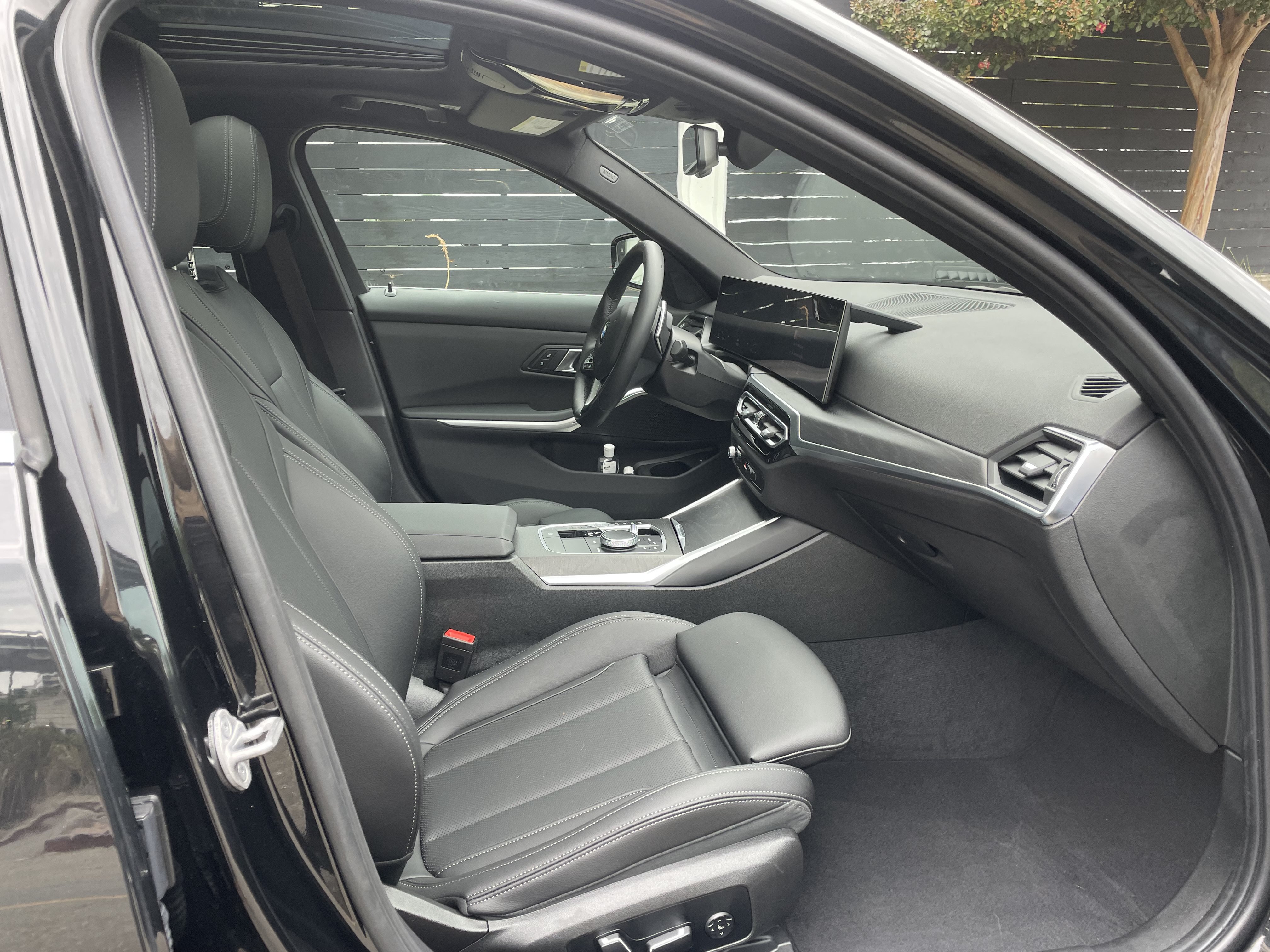 Used 2024 BMW 330i Sedan RWD image 5
