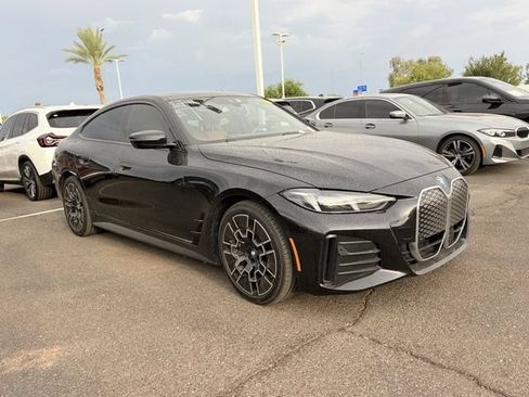 Used 2025 BMW i4 eDrive40 w/ M Sport Package RWD image 3