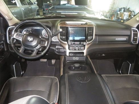 Used 2019 RAM 2500 Laramie AWD/4WD image 44