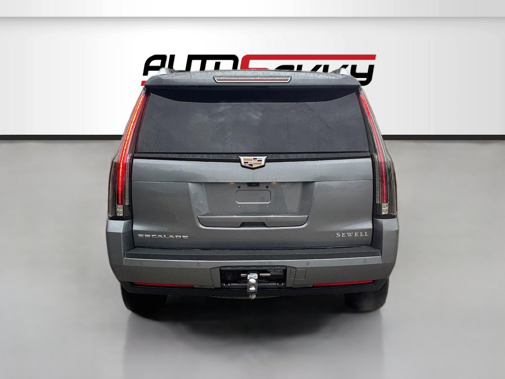 Used 2020 Cadillac Escalade Platinum w/ Escalade Sport Edition AWD/4WD image 6