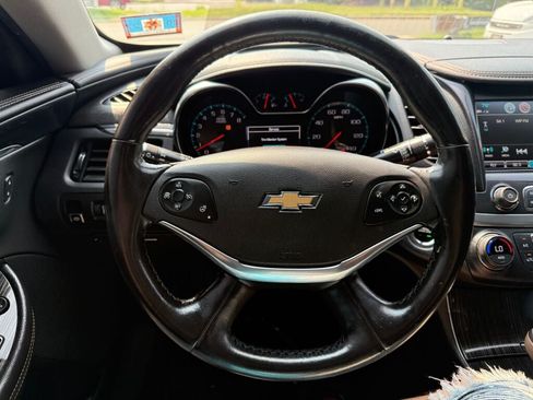Used 2019 Chevrolet Impala LT w/ Sunroof and Spoiler Package FWD image 13