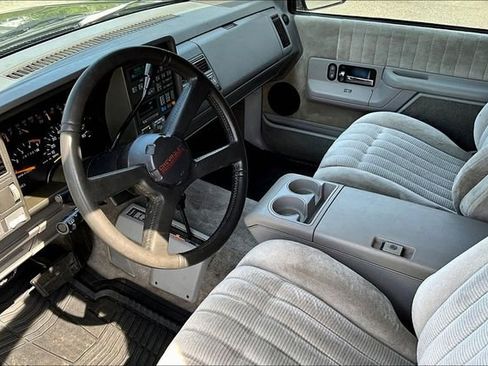Used 1992 Chevrolet Blazer 4WD image 4