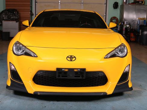 Used 2015 Scion FR-S Release Series 1.0 image 2
