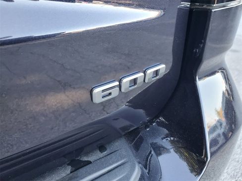 New 2026 Cadillac Escalade ESV Luxury w/ LPO, Radiant Package image 35