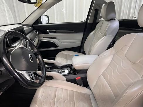 Used 2020 Kia Telluride SX w/ SX Prestige Package image 11