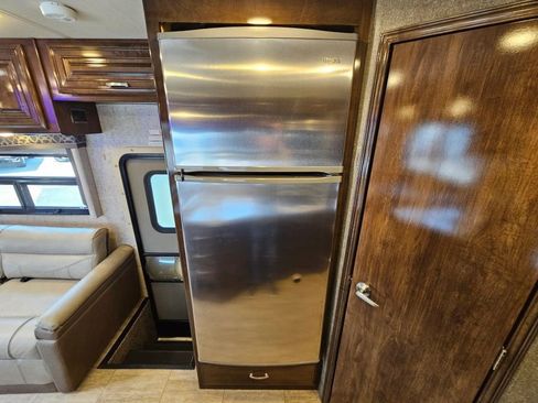 Used 2019 Ford F550 2WD Regular Cab Super Duty w/ XLT Value Package image 24