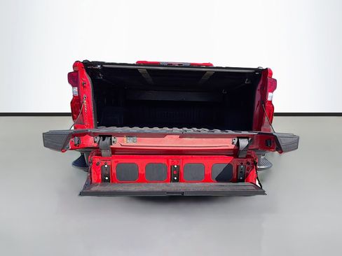 Used 2023 Chevrolet Silverado 1500 ZR2 w/ Technology Package image 33