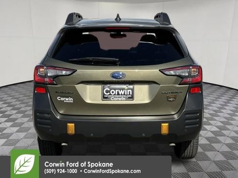 Used 2025 Subaru Outback Wilderness AWD/4WD image 18