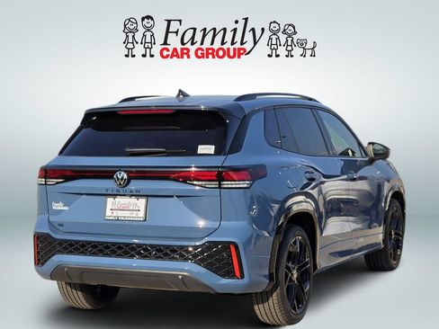 New 2026 Volkswagen Tiguan SE R-Line FWD image 4
