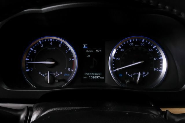 Used 2019 Toyota Highlander XLE FWD image 18