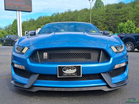 Used 2019 Ford Mustang Shelby GT350 w/ Technology Package RWD image 8