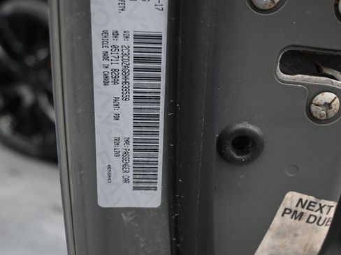 Used 2017 Dodge Challenger SXT image 20