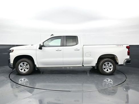 Used 2020 Chevrolet Silverado 1500 LT w/ Trailering Package AWD/4WD image 4