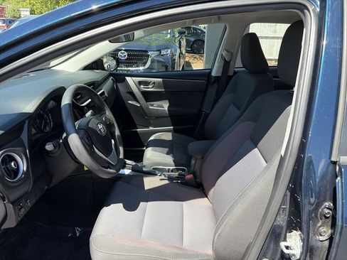 Used 2019 Toyota Corolla LE FWD image 11
