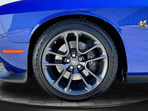 Used 2022 Dodge Challenger R/T Scat Pack w/ Shaker Package RWD image 32