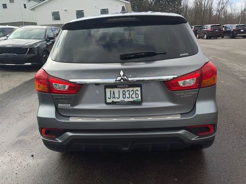 Used 2019 Mitsubishi Outlander Sport ES image 2