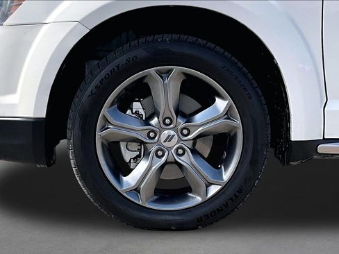 Used 2018 Dodge Journey Crossroad w/ Driver Convenience Group FWD image 8