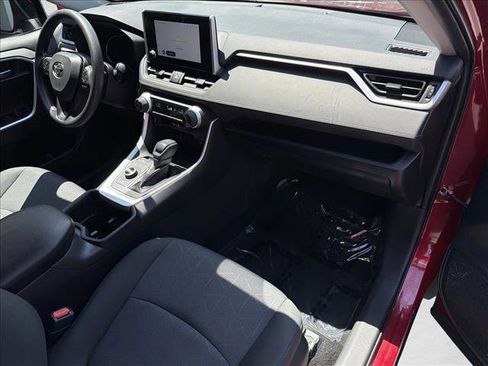 Used 2025 Toyota RAV4 XLE AWD/4WD image 26