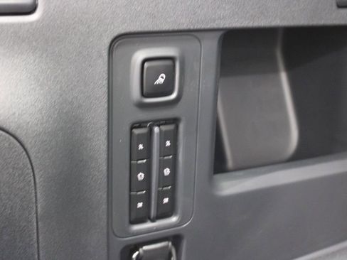 New 2026 Lincoln Navigator L Reserve AWD/4WD image 17