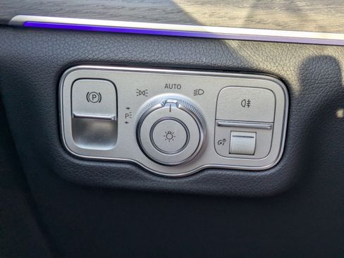 Certified 2022 Mercedes-Benz GLE 350 4MATIC image 29