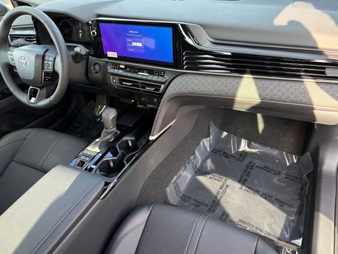 New 2026 Toyota Camry XLE image 11